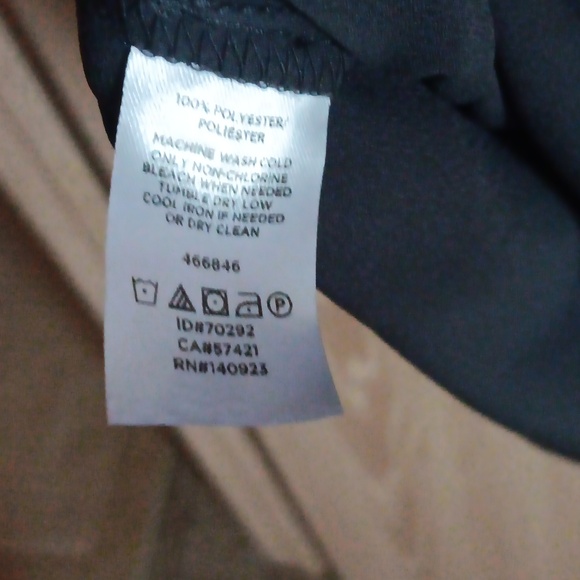 Ann Taylor Loft Top NWT - Picture 5 of 5